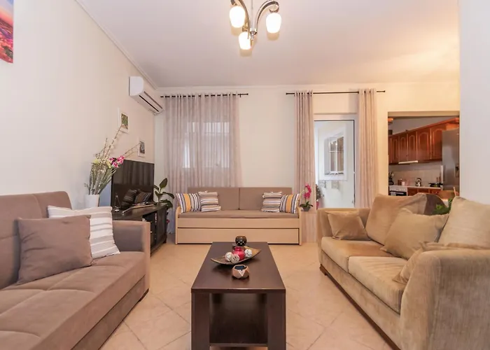 Mira Apartment