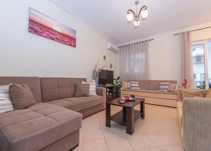 Mira Apartment